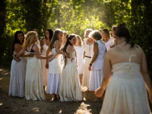 - >
  priesteressen-tempel-renske-van-der-kruk.jpeg
