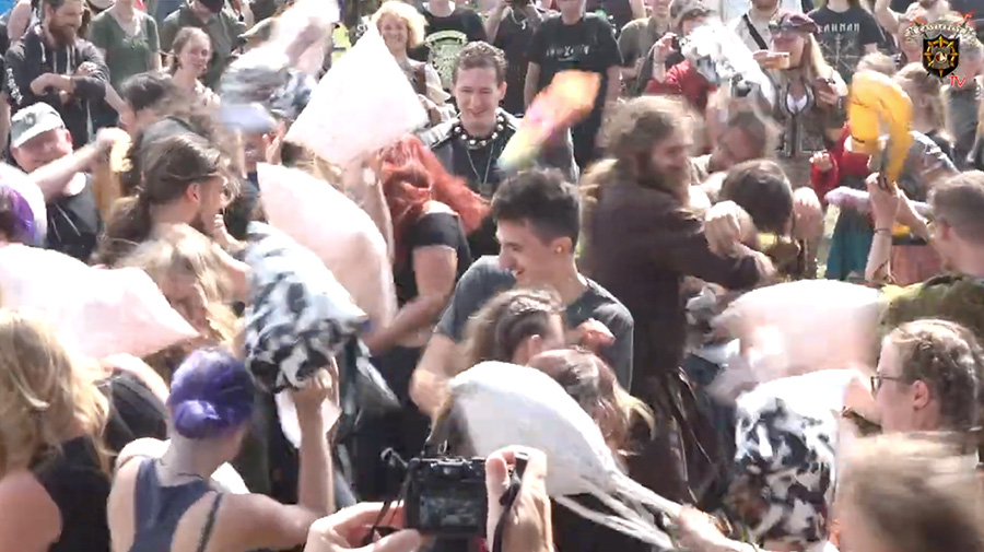 La Horde Pillow Fight at Castlefest 2019