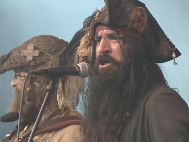 Screencap of YouTube video Ye Banished Privateers at Castlefest 2019